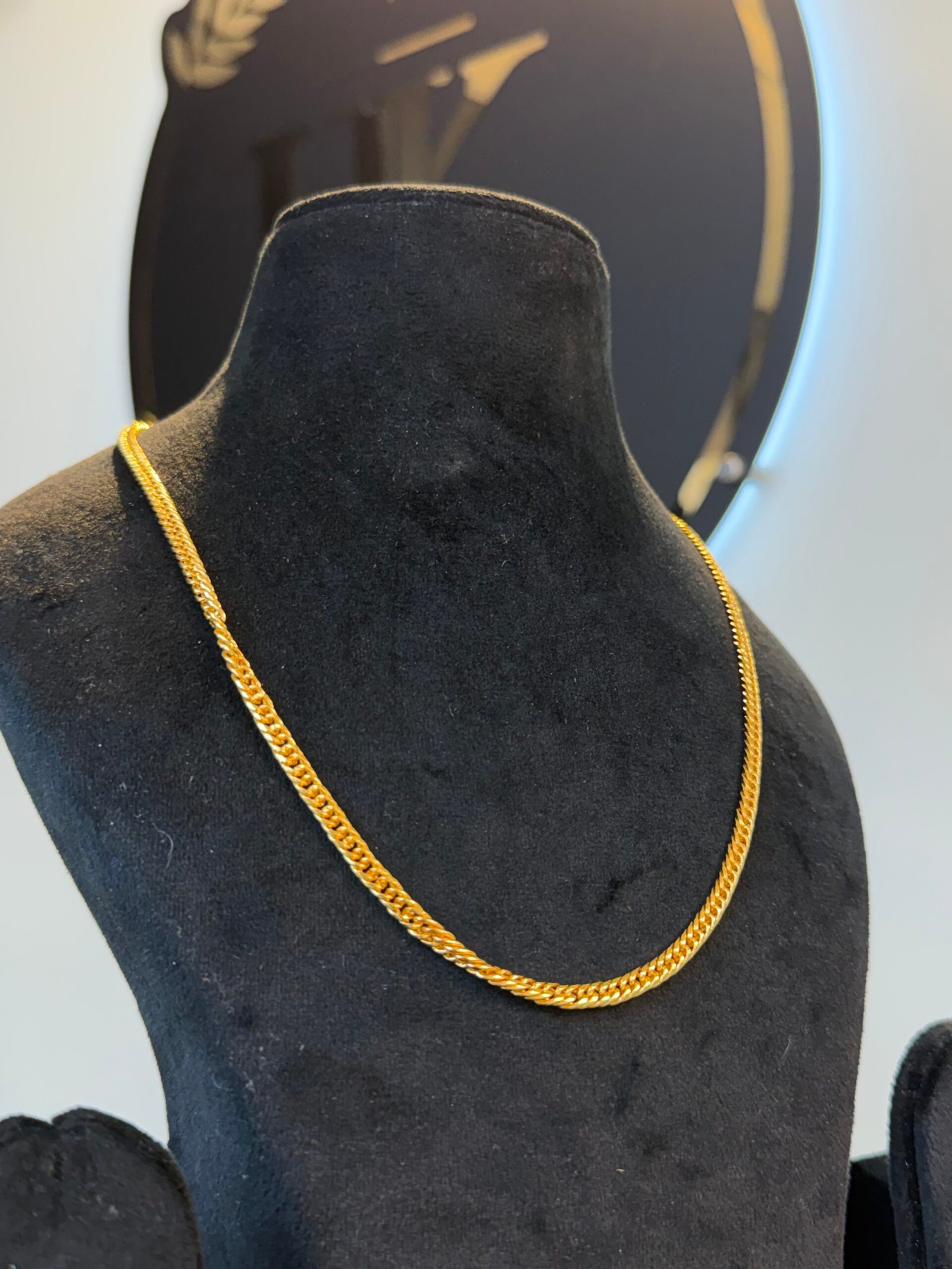 Thin Cuban Chain